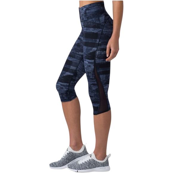 Lululemon Train Times Crop 17" Transition Multi Midnight Navy / Black Worn Once! - Picture 6 of 13
